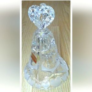 Exquisite Crystal ECHT BLEIKRISTALL Western Germany Frosted Heart Bell G2